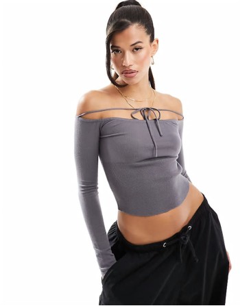 tie detail off shoulder crop top in grey