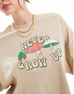 never grow up graphic cropped t-shirt in beige