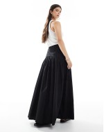 drop waist maxi skirt in black