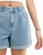 loose denim shorts with turn up in light blue