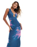 mesh keyhole maxi dress in blue floral print